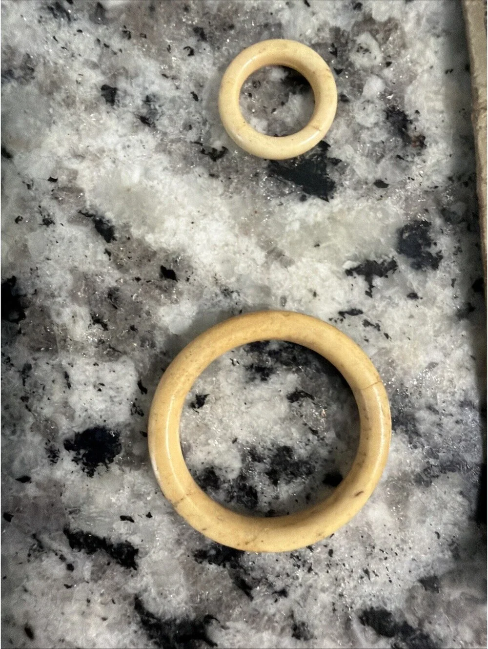 Perfecta Bone Rings  - Sewing Knitting Crochet - France Antique.